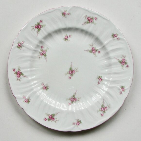 Shelley Bridal Rose Dinner Plate 10 7/8" Oleander Shape China Floral Rose Buds - Picture 1 of 7